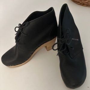 No. 6 ankle boot  Clog Size 37